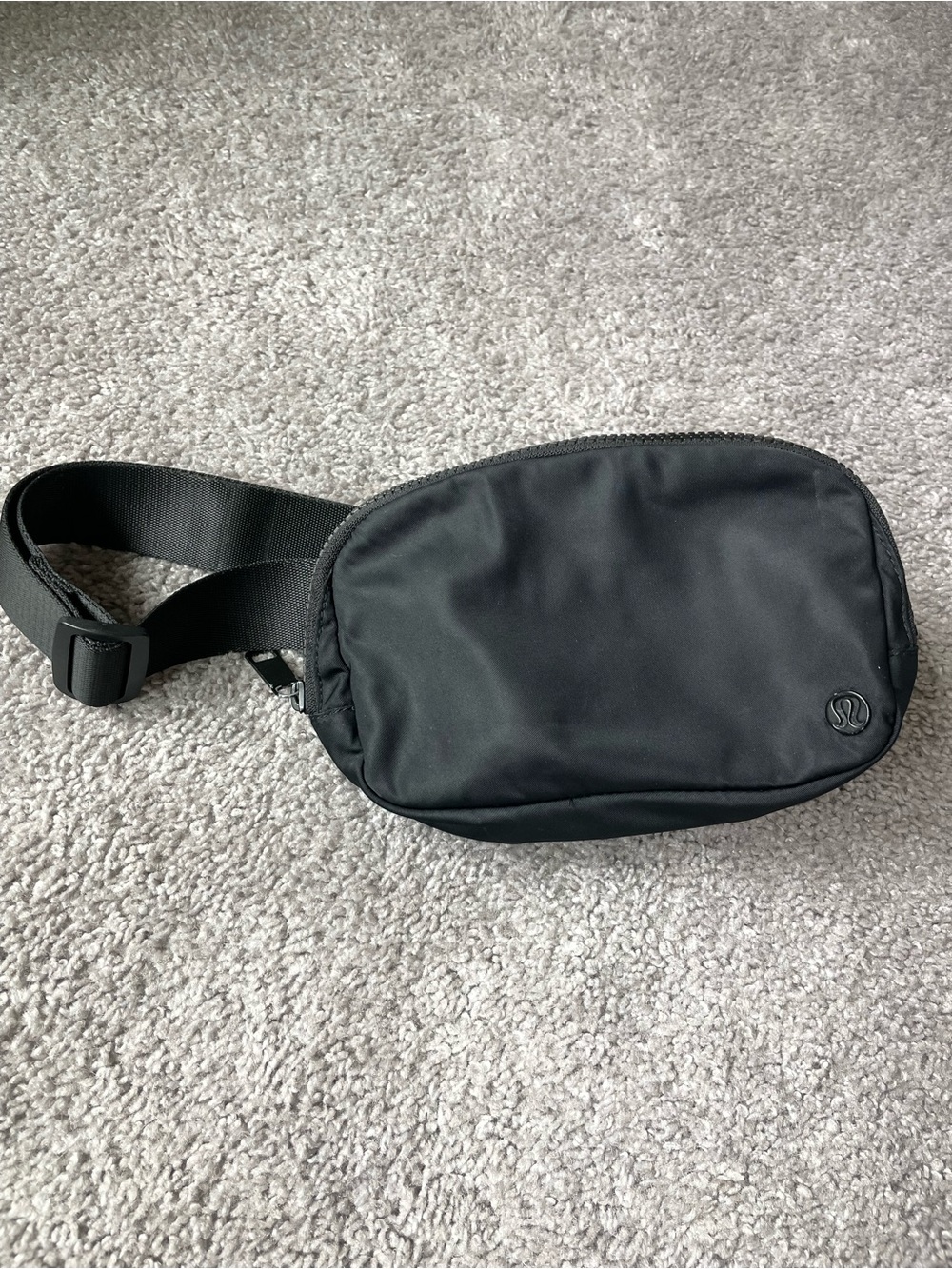 lululemon athletica Black Women’s Waist/Crossbody Belt Bag